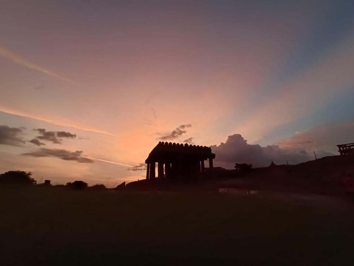 Dream Hampi Villa & Home Stay Eksteriør bilde